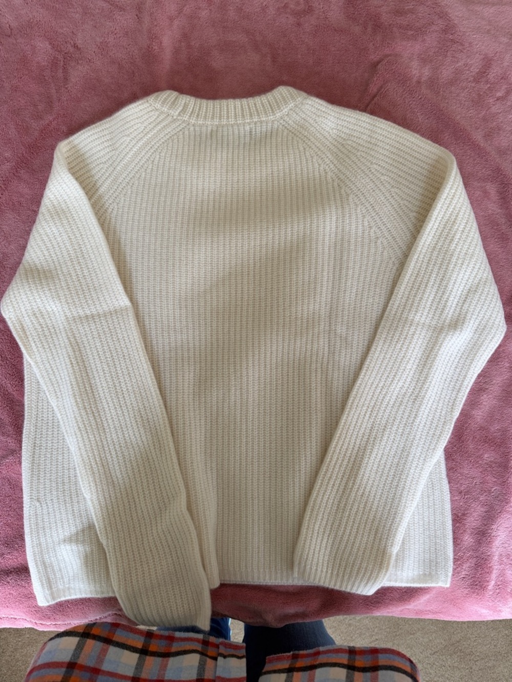 Pura Cashmere Off-White Ribbed Crewneck Sweater - Picture 4 of 4